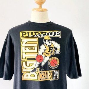 Purdue University Boilermakers Basketball T-shirt
